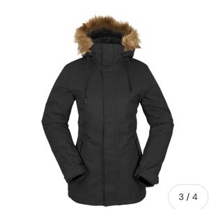 NWT Volcom Women's Black Ski and Snowboard Jacket with Removable Faux Fur Trim